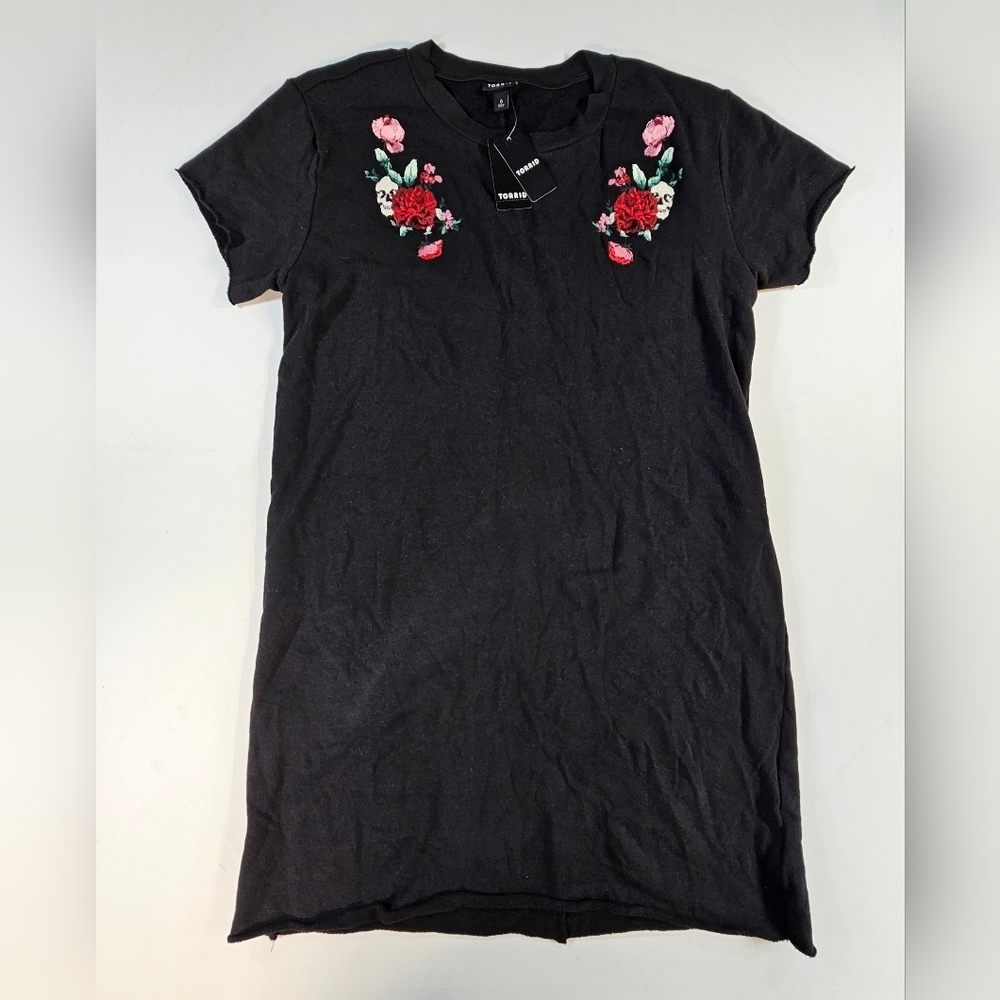 Torrid Skull Floral Print Black Dess Women NWT French Terry Size 0 Spring 2021